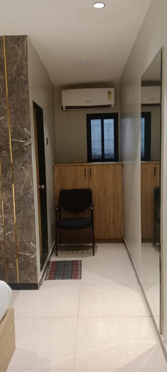 Hotel Sunrise Residency Мумбаї Екстер'єр фото